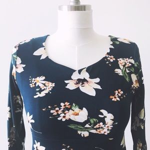 Loveappella Greta Knit Floral Maternity Dress